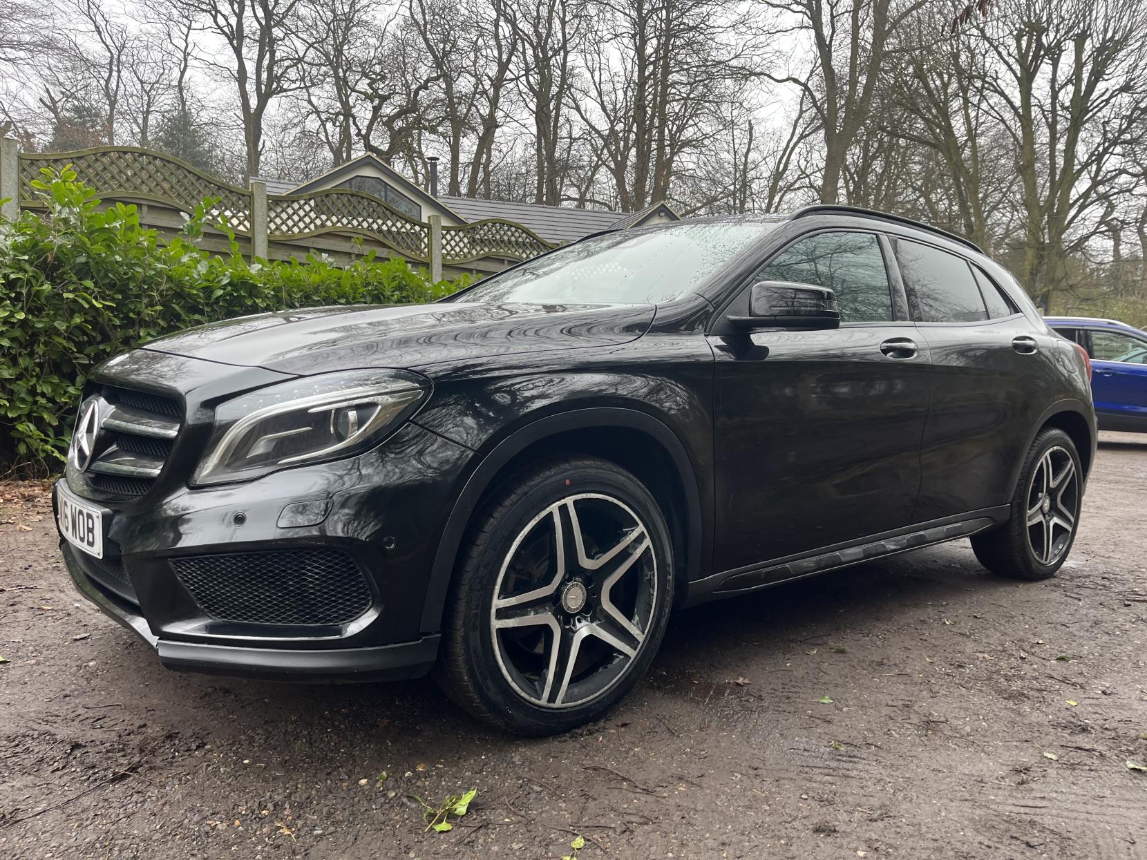 Mercedes-Benz GLA 2.1 GLA220d AMG Line (Premium) SUV 5dr Diesel 7G-DCT 4MATIC Euro 6 (s/s) (177 ps)