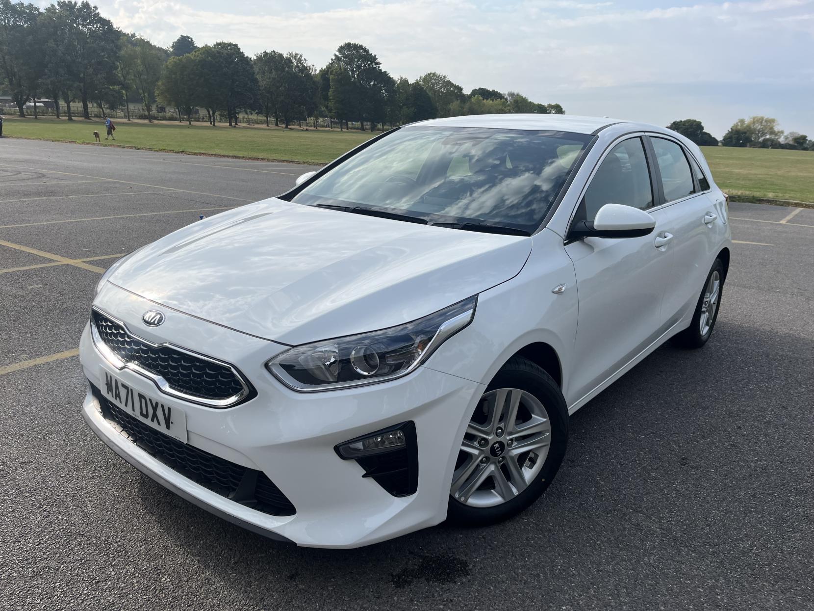 Kia Ceed 1.0 T-GDi 2 NAV Hatchback 5dr Petrol Manual Euro 6 (s/s) (118 bhp)