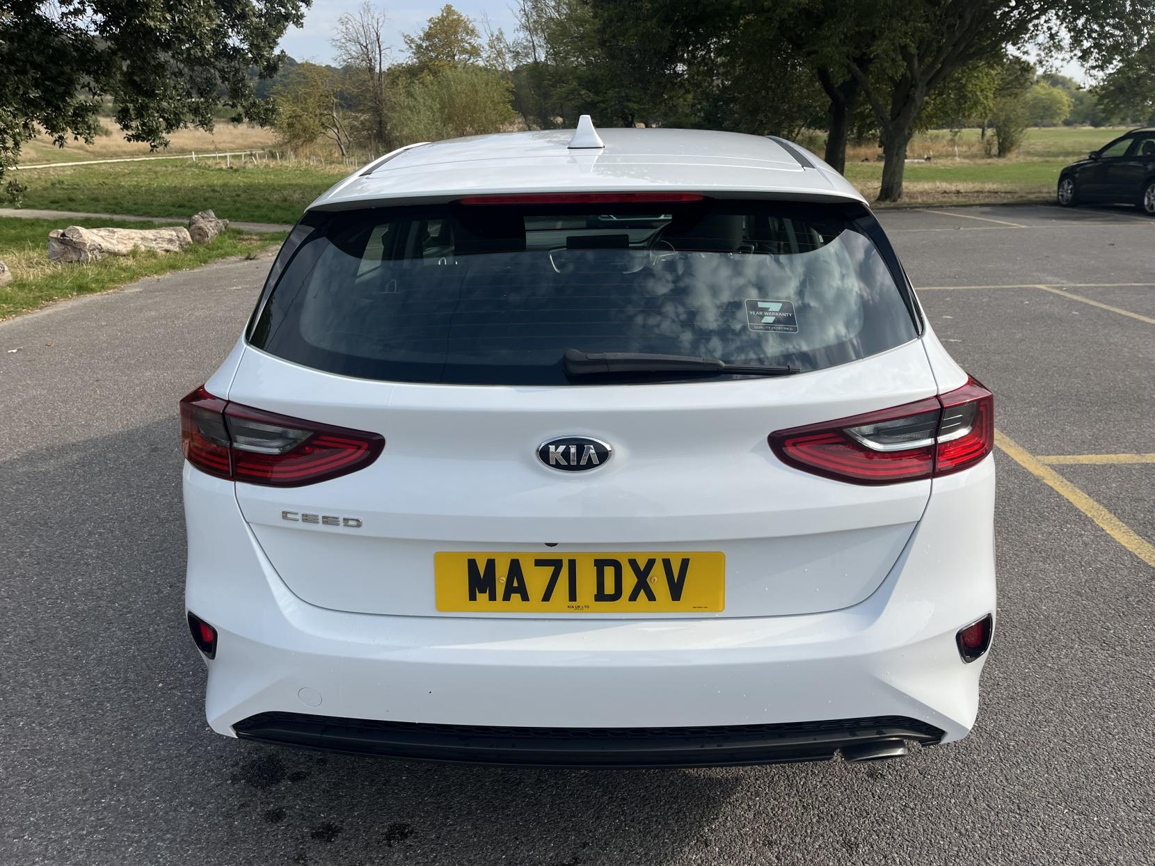 Kia Ceed 1.0 T-GDi 2 NAV Hatchback 5dr Petrol Manual Euro 6 (s/s) (118 bhp)