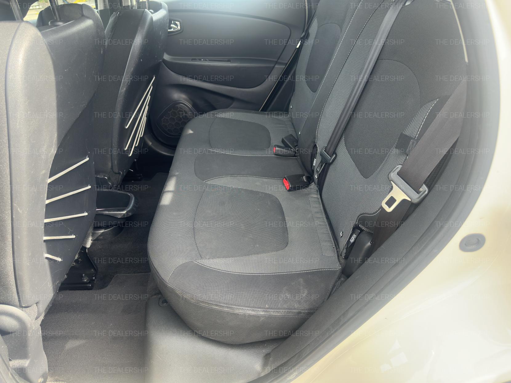 Renault Captur 0.9 TCe ENERGY Dynamique Nav SUV 5dr Petrol Manual Euro 6 (s/s) (90 ps)