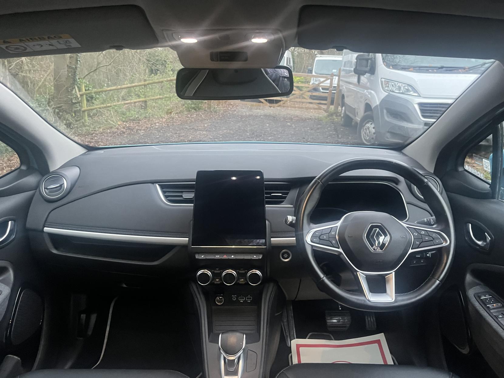 Renault Zoe R135 EV50 52kWh GT Line + Hatchback 5dr Electric Auto (Rapid Charge) (134 bhp)