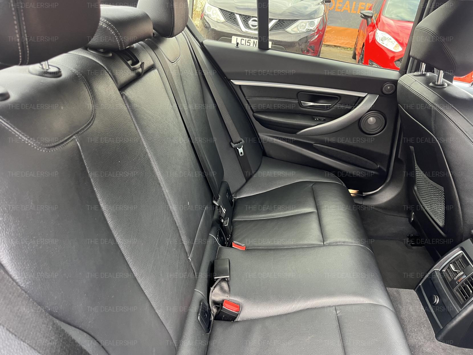 BMW 3 Series 2.0 320d M Sport Shadow Edition Saloon 4dr Diesel Manual Euro 6 (s/s) (190 ps)