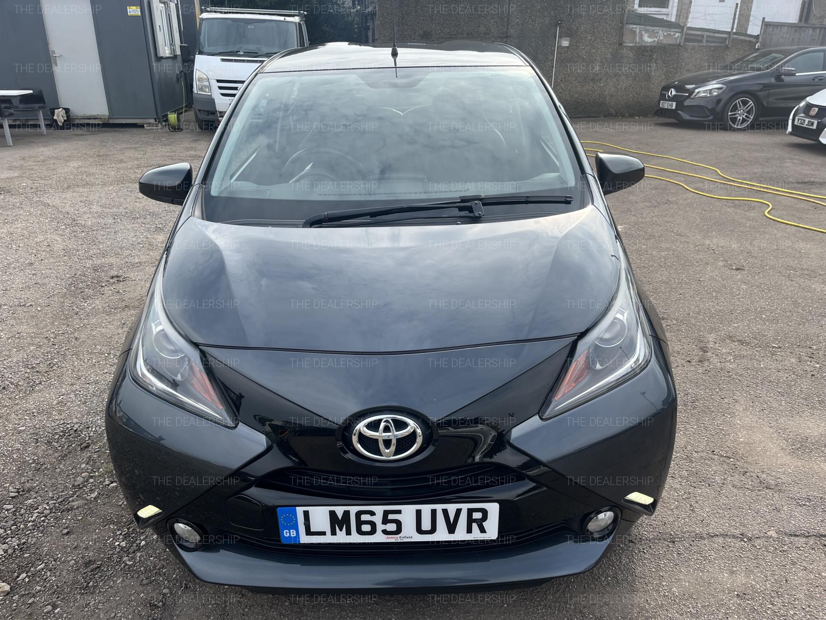 Toyota AYGO 1.0 VVT-i x-pression x-wave 5dr Petrol Manual Euro 5 Euro 5 (68 ps)