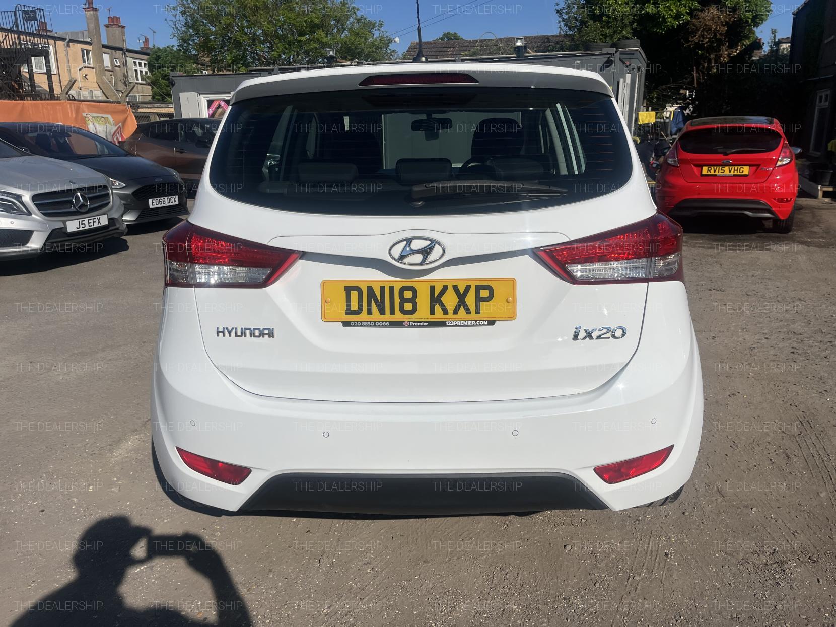 Hyundai ix20 1.6 SE Hatchback 5dr Petrol Auto Euro 6 (125 ps)
