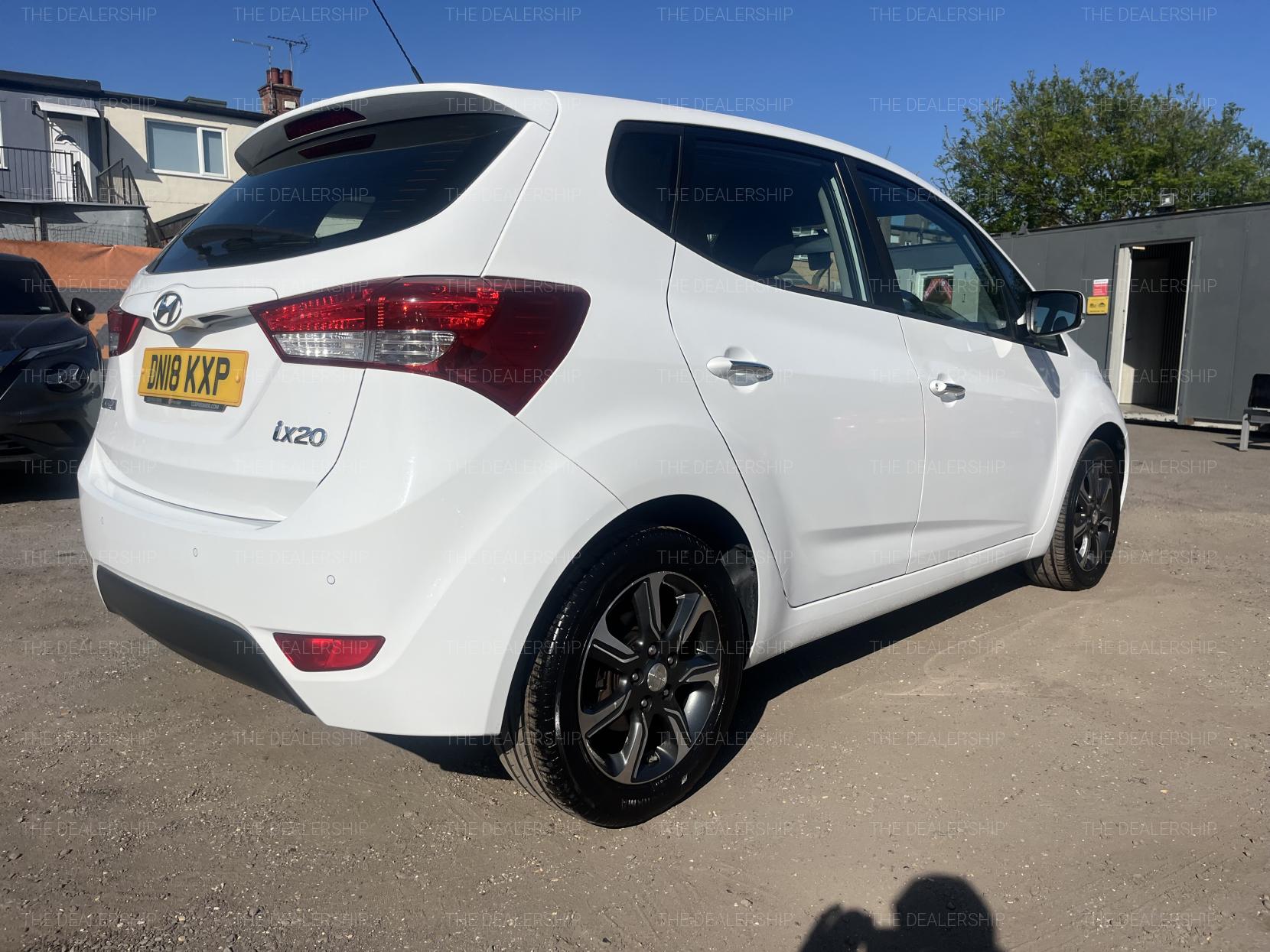 Hyundai ix20 1.6 SE Hatchback 5dr Petrol Auto Euro 6 (125 ps)