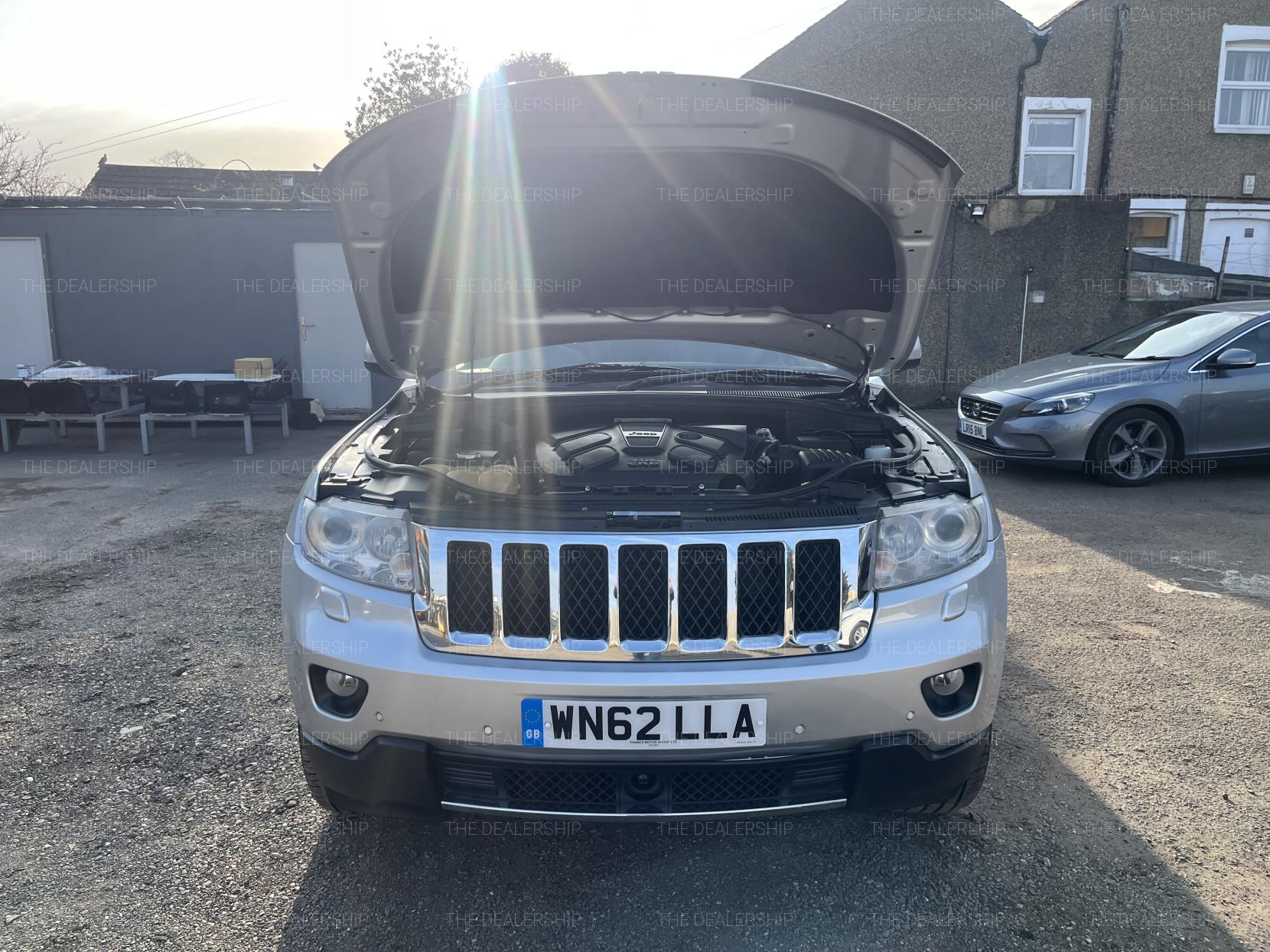 Jeep Grand Cherokee 3.0 V6 CRD Overland SUV 5dr Diesel Auto 4WD Euro 5 (237 bhp)