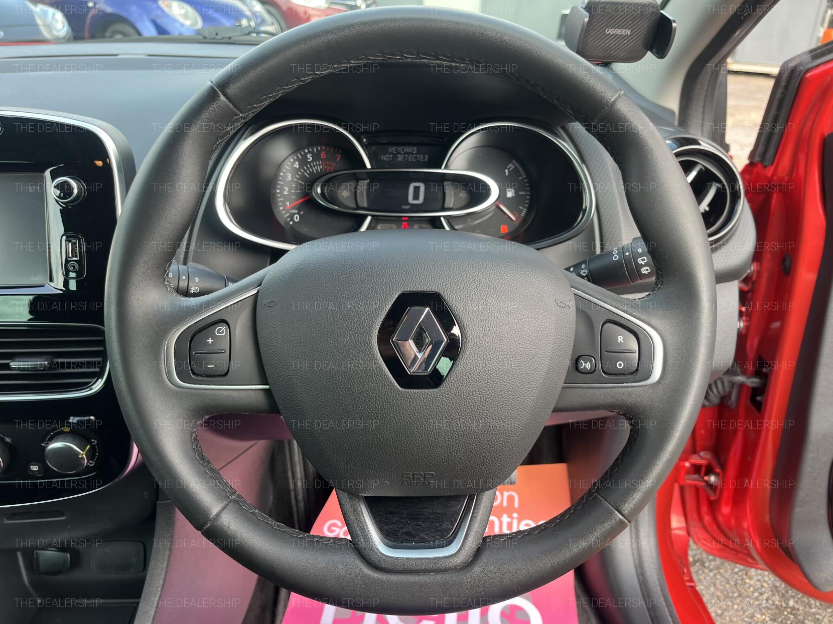 Renault Clio 0.9 TCe Iconic Hatchback 5dr Petrol Manual Euro 6 (s/s) (90 ps)