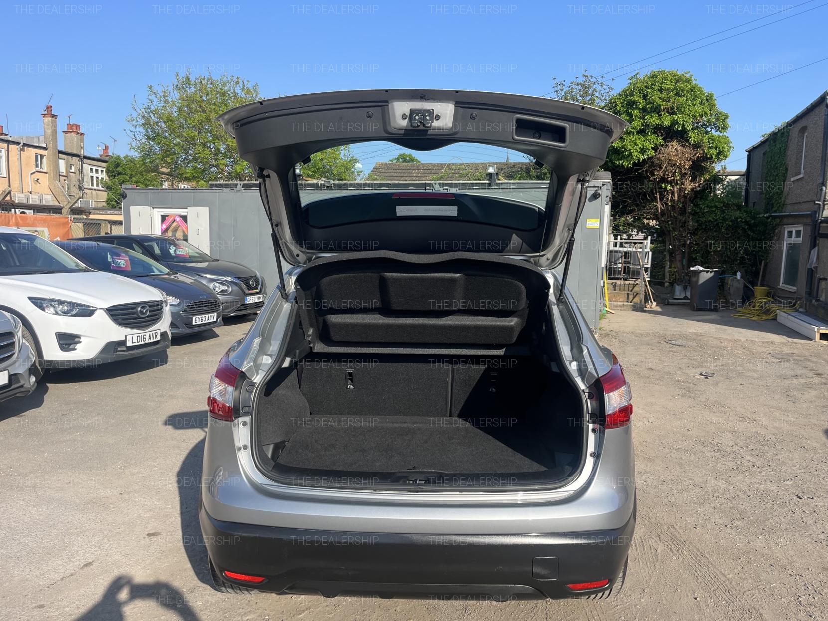 Nissan Qashqai 1.2 DIG-T Acenta SUV 5dr Petrol Manual 2WD Euro 5 (s/s) (115 ps)