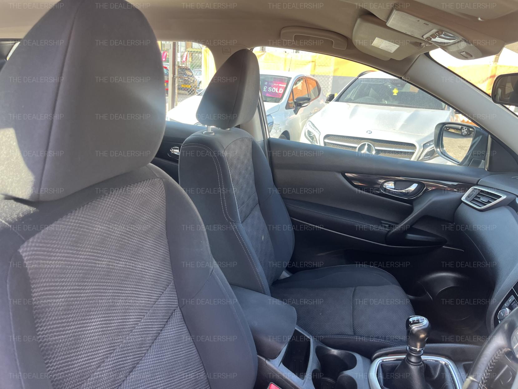 Nissan Qashqai 1.2 DIG-T Acenta SUV 5dr Petrol Manual 2WD Euro 5 (s/s) (115 ps)