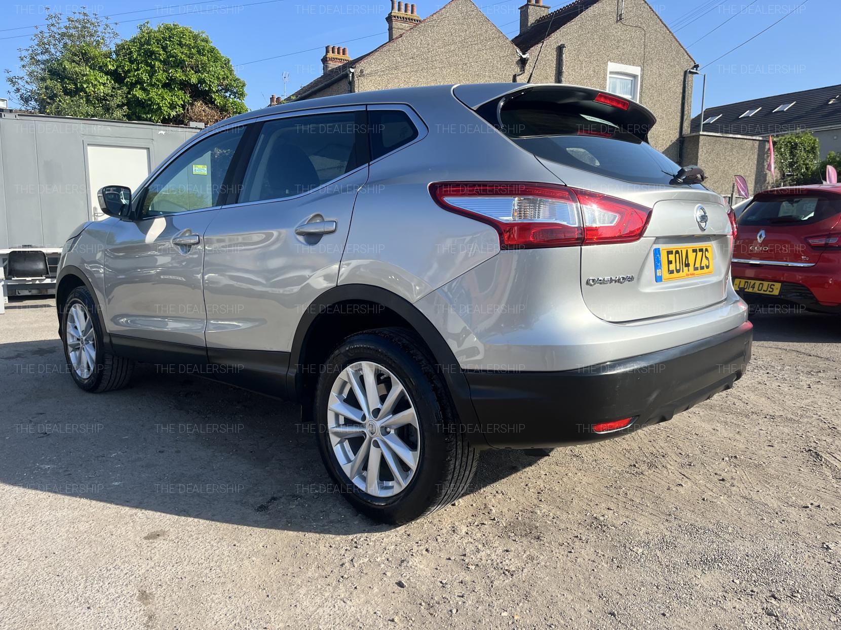 Nissan Qashqai 1.2 DIG-T Acenta SUV 5dr Petrol Manual 2WD Euro 5 (s/s) (115 ps)