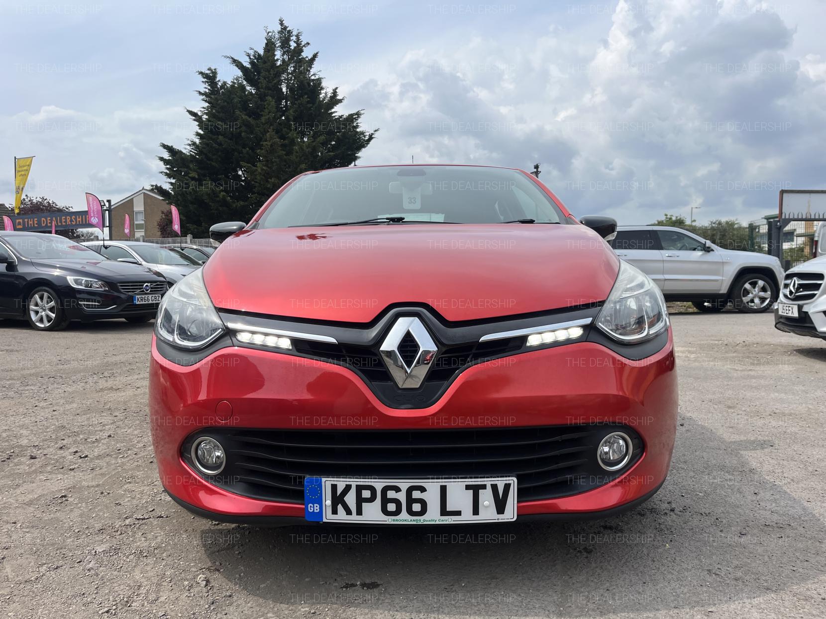 Renault Clio 1.2 16V Dynamique Nav Hatchback 5dr Petrol Manual Euro 6 (75 ps)