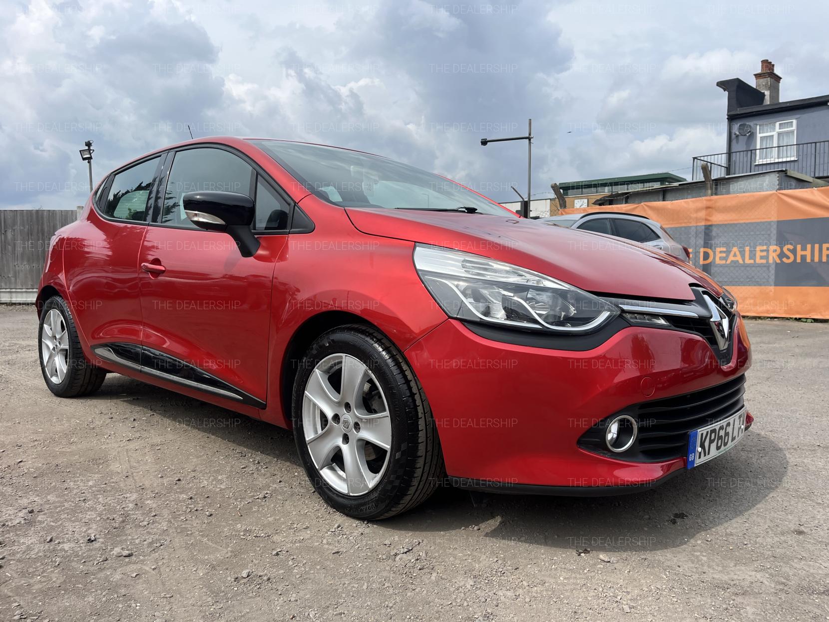 Renault Clio 1.2 16V Dynamique Nav Hatchback 5dr Petrol Manual Euro 6 (75 ps)