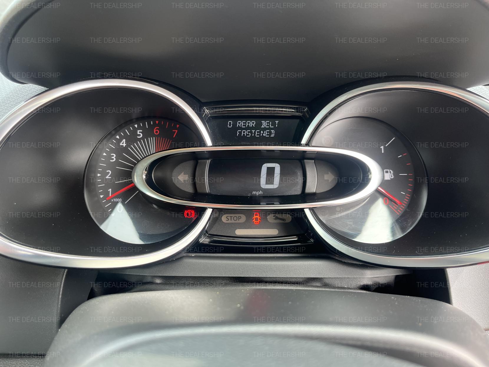 Renault Clio 1.2 16V Dynamique Nav Hatchback 5dr Petrol Manual Euro 6 (75 ps)