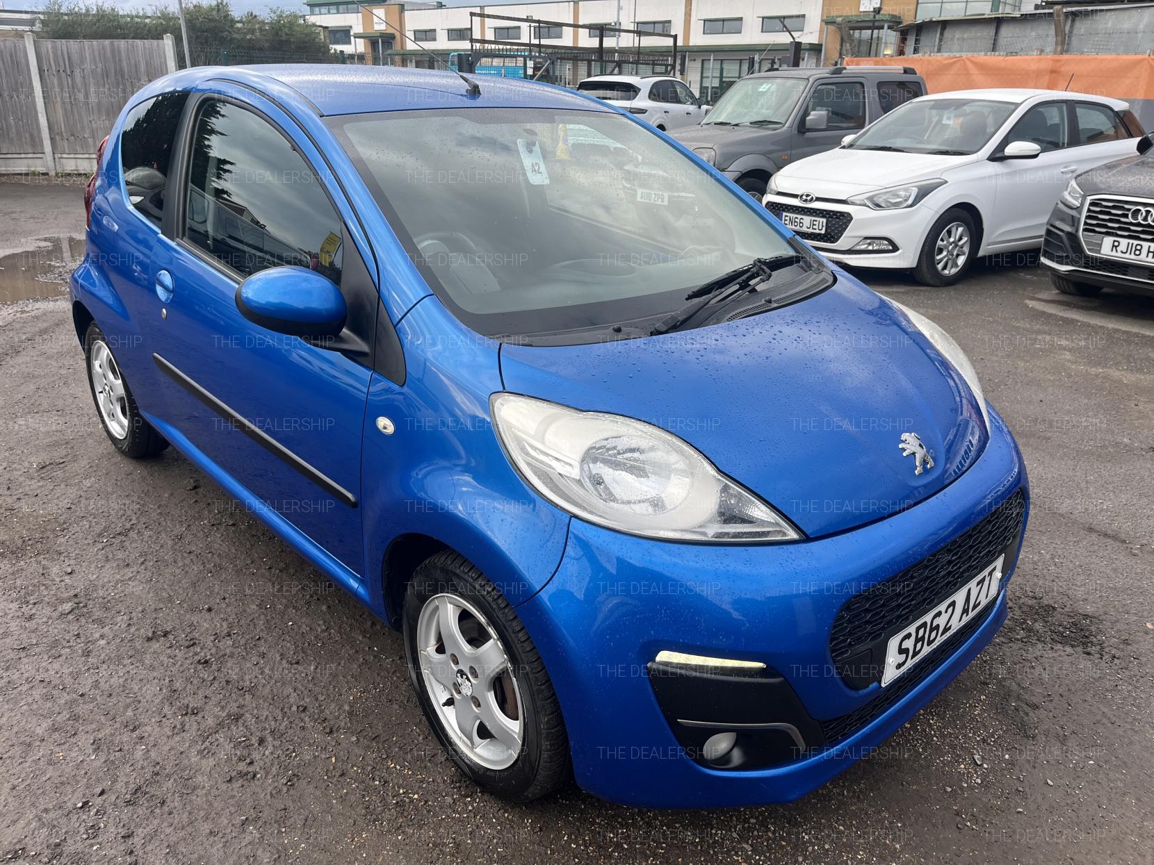 Peugeot 107 1.0 12V Allure Hatchback 3dr Petrol Manual Euro 5 (68 ps)