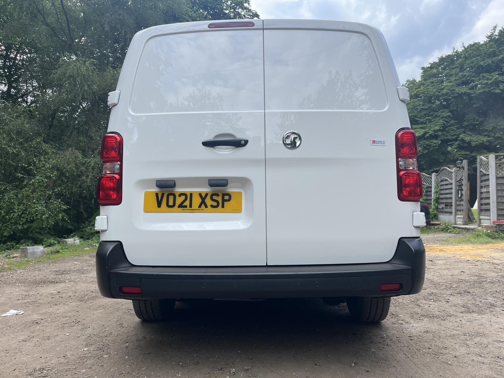 Vauxhall Vivaro 1.5 Turbo D 2900 Dynamic Panel Van 6dr Diesel Manual L2 H1 Euro 6 (s/s) (100 ps)