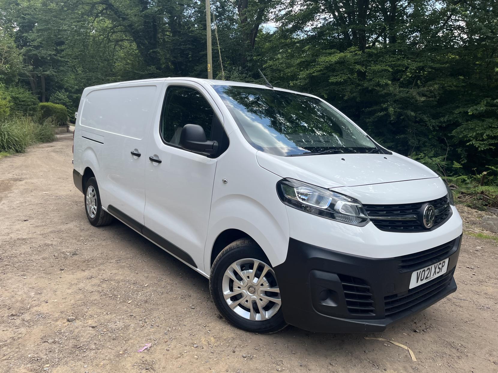 Vauxhall Vivaro 1.5 Turbo D 2900 Dynamic Panel Van 6dr Diesel Manual L2 H1 Euro 6 (s/s) (100 ps)