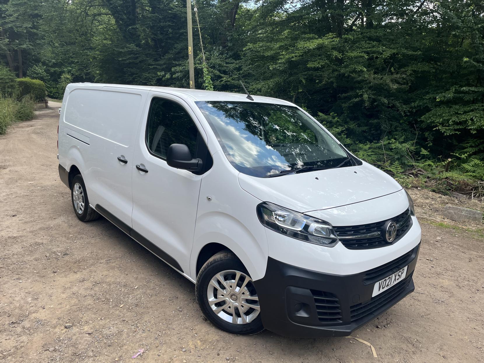 Vauxhall Vivaro 1.5 Turbo D 2900 Dynamic Panel Van 6dr Diesel Manual L2 H1 Euro 6 (s/s) (100 ps)