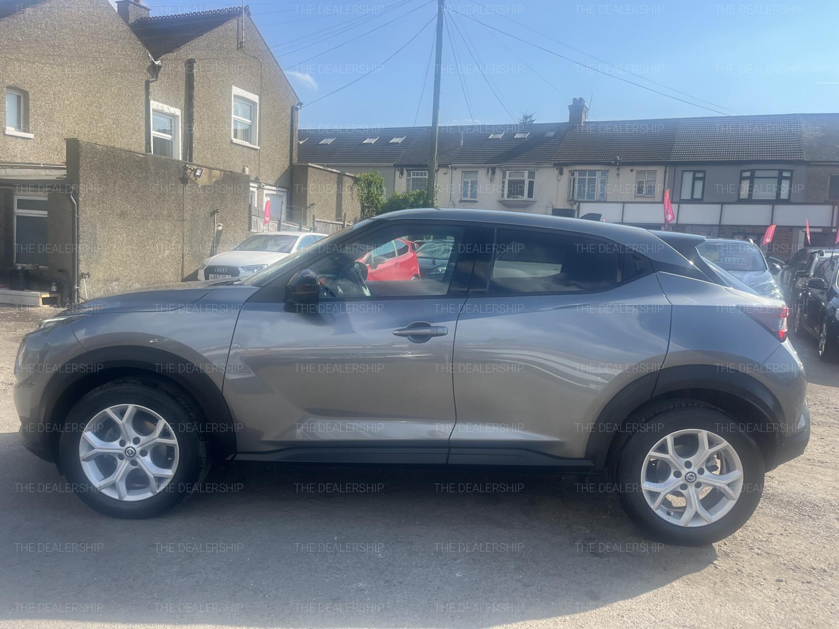 Nissan Juke 1.0 DIG-T N-Connecta SUV 5dr Petrol Manual Euro 6 (s/s) (114 ps)