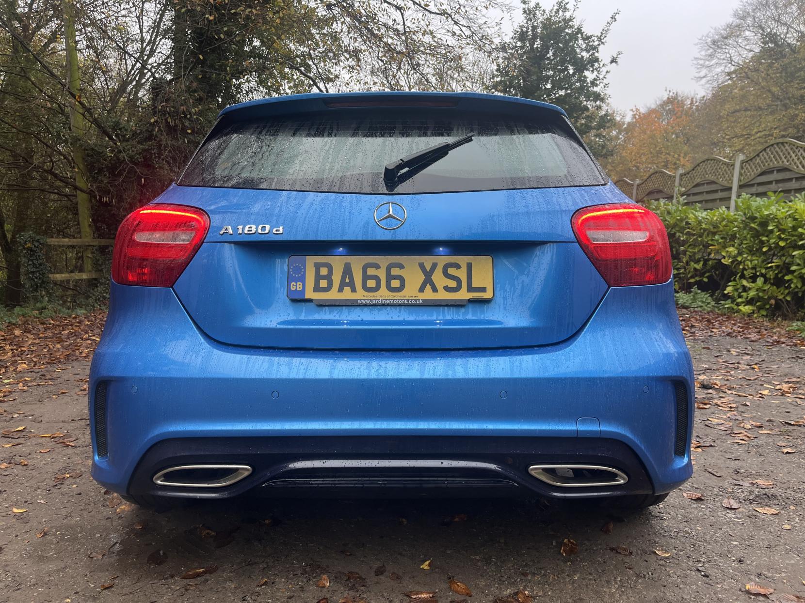 Mercedes-Benz A Class 1.5 A180d AMG Line (Executive) Hatchback 5dr Diesel 7G-DCT Euro 6 (s/s) (109 ps)