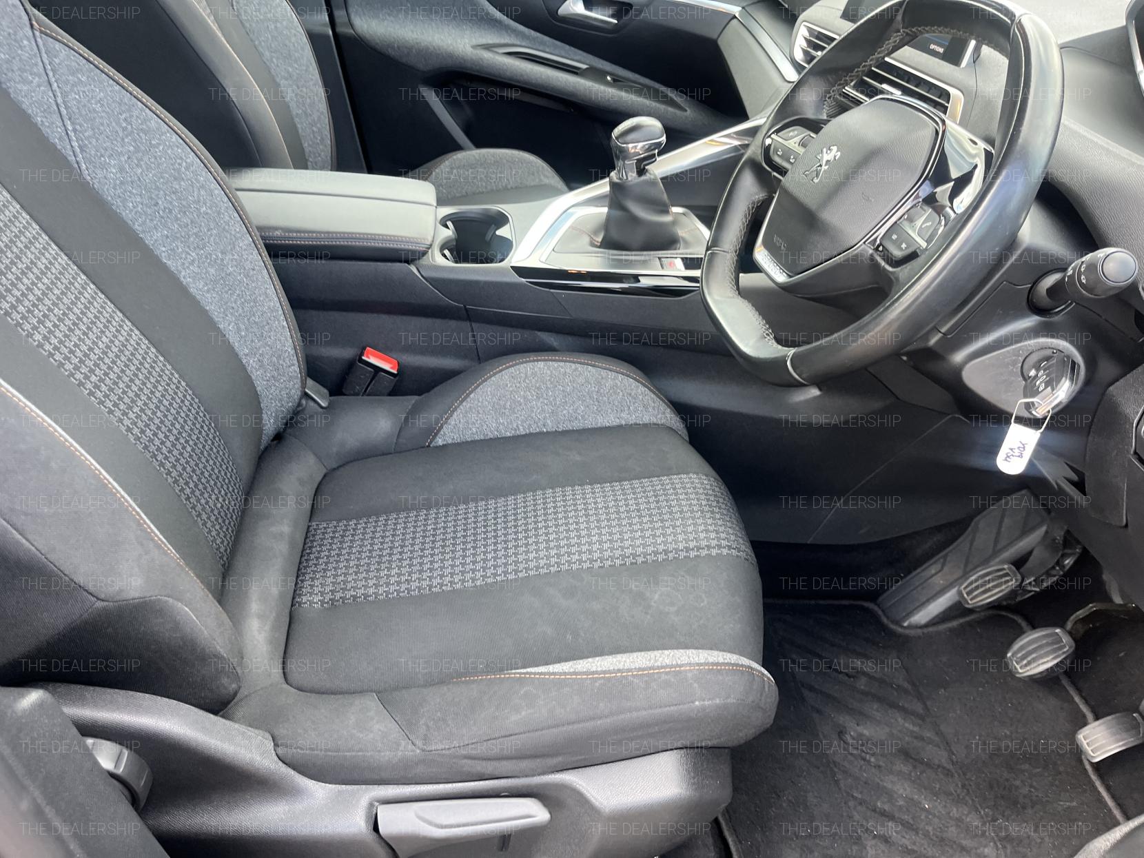 Peugeot 3008 1.2 PureTech Active SUV 5dr Petrol Manual Euro 6 (s/s) (130 ps)