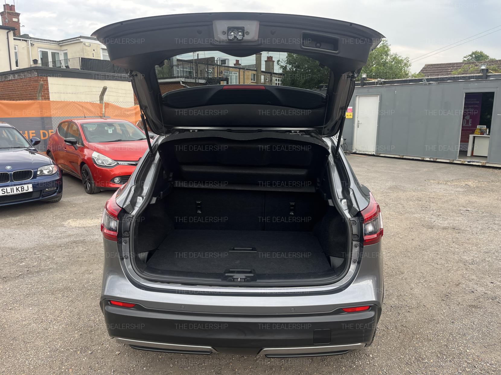 Nissan Qashqai 1.2 DIG-T N-Connecta SUV 5dr Petrol Manual Euro 6 (s/s) (115 ps)