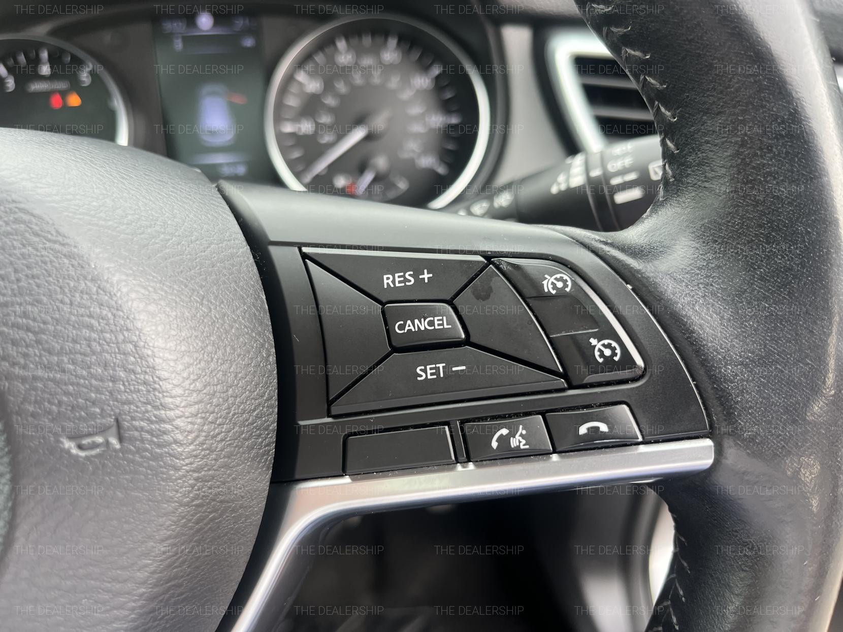 Nissan Qashqai 1.2 DIG-T N-Connecta SUV 5dr Petrol Manual Euro 6 (s/s) (115 ps)