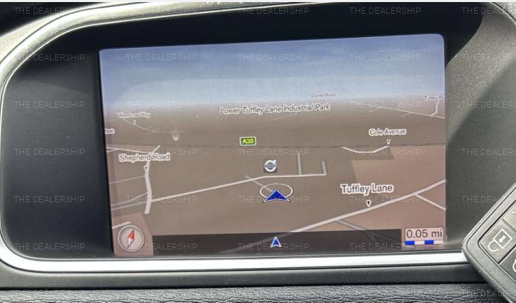 Volvo V40 2.0 D3 Inscription Hatchback 5dr Diesel Manual Euro 6 (s/s) (150 ps)