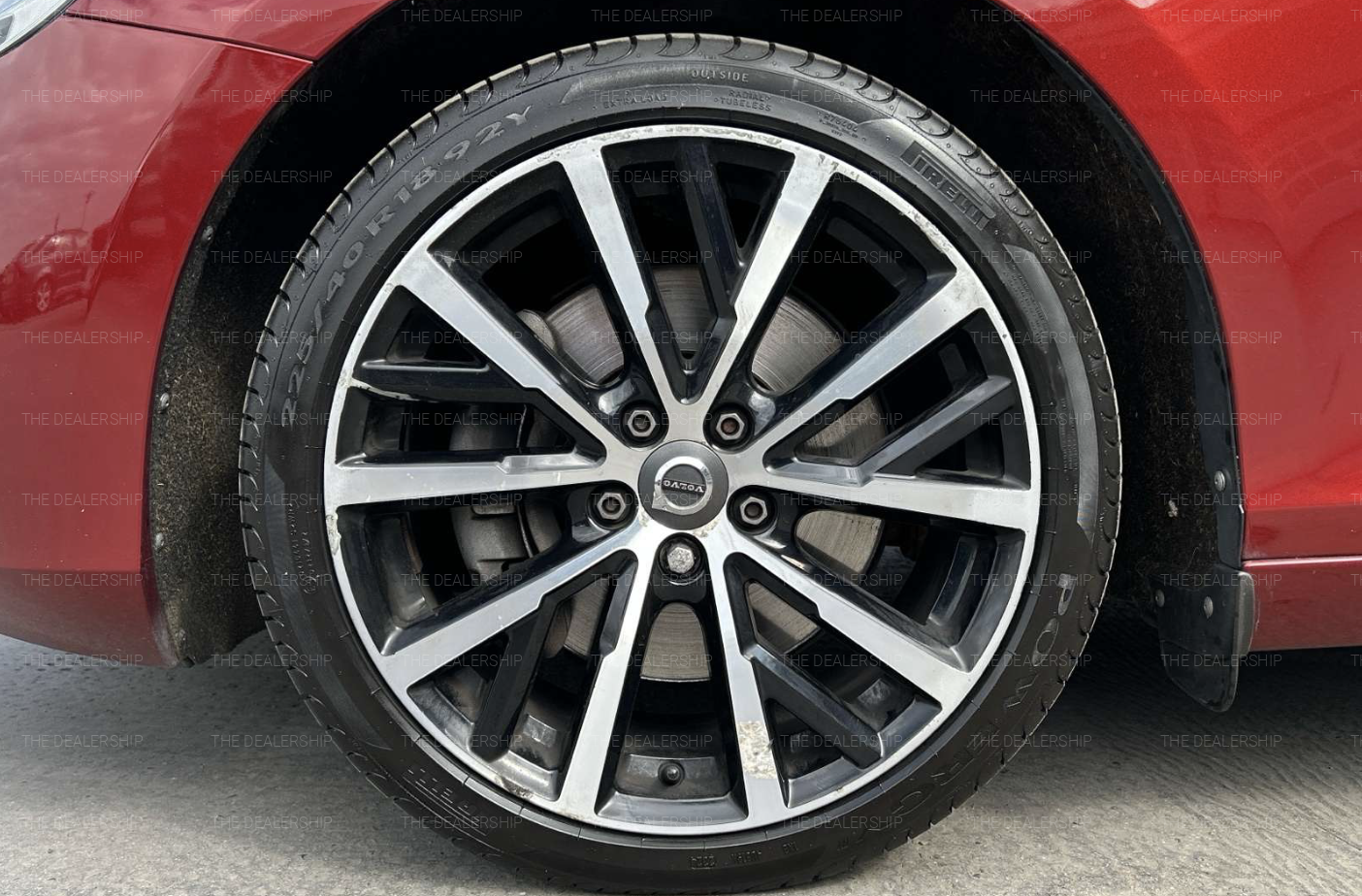Volvo V40 2.0 D3 Inscription Hatchback 5dr Diesel Manual Euro 6 (s/s) (150 ps)
