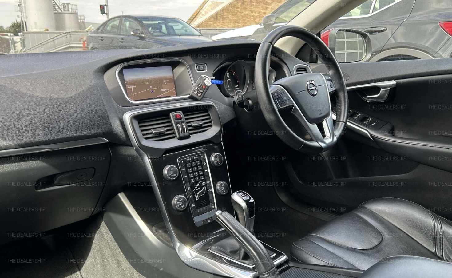 Volvo V40 2.0 D3 Inscription Hatchback 5dr Diesel Manual Euro 6 (s/s) (150 ps)