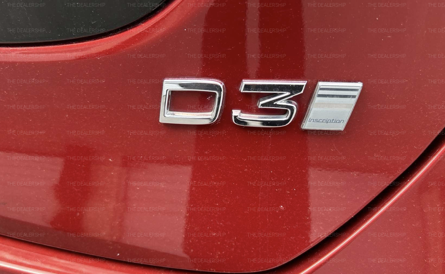 Volvo V40 2.0 D3 Inscription Hatchback 5dr Diesel Manual Euro 6 (s/s) (150 ps)