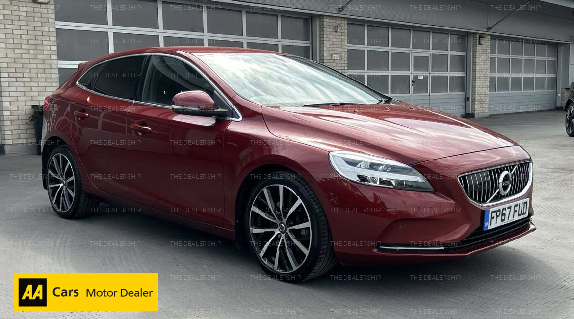 Volvo V40 2.0 D3 Inscription Hatchback 5dr Diesel Manual Euro 6 (s/s) (150 ps)