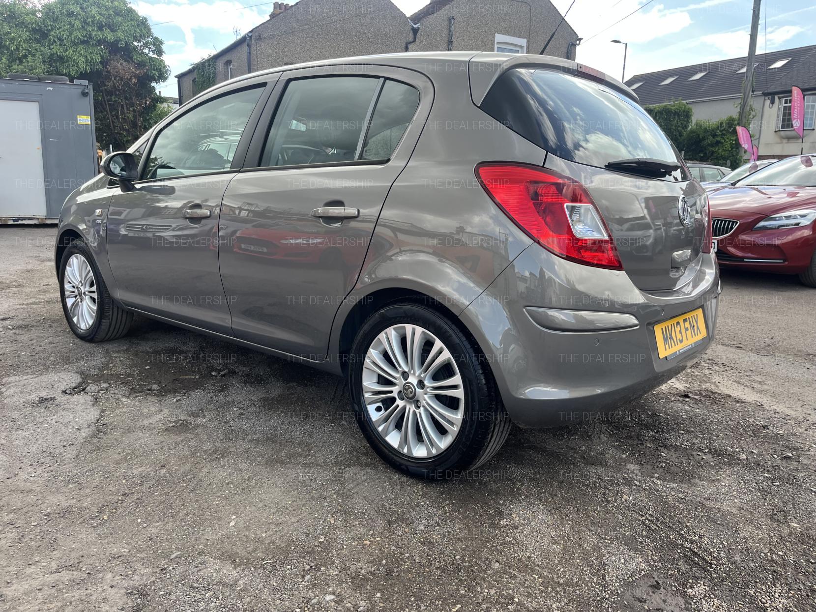 Vauxhall Corsa 1.4 16V SE Hatchback 5dr Petrol Auto Euro 5 (100 ps)