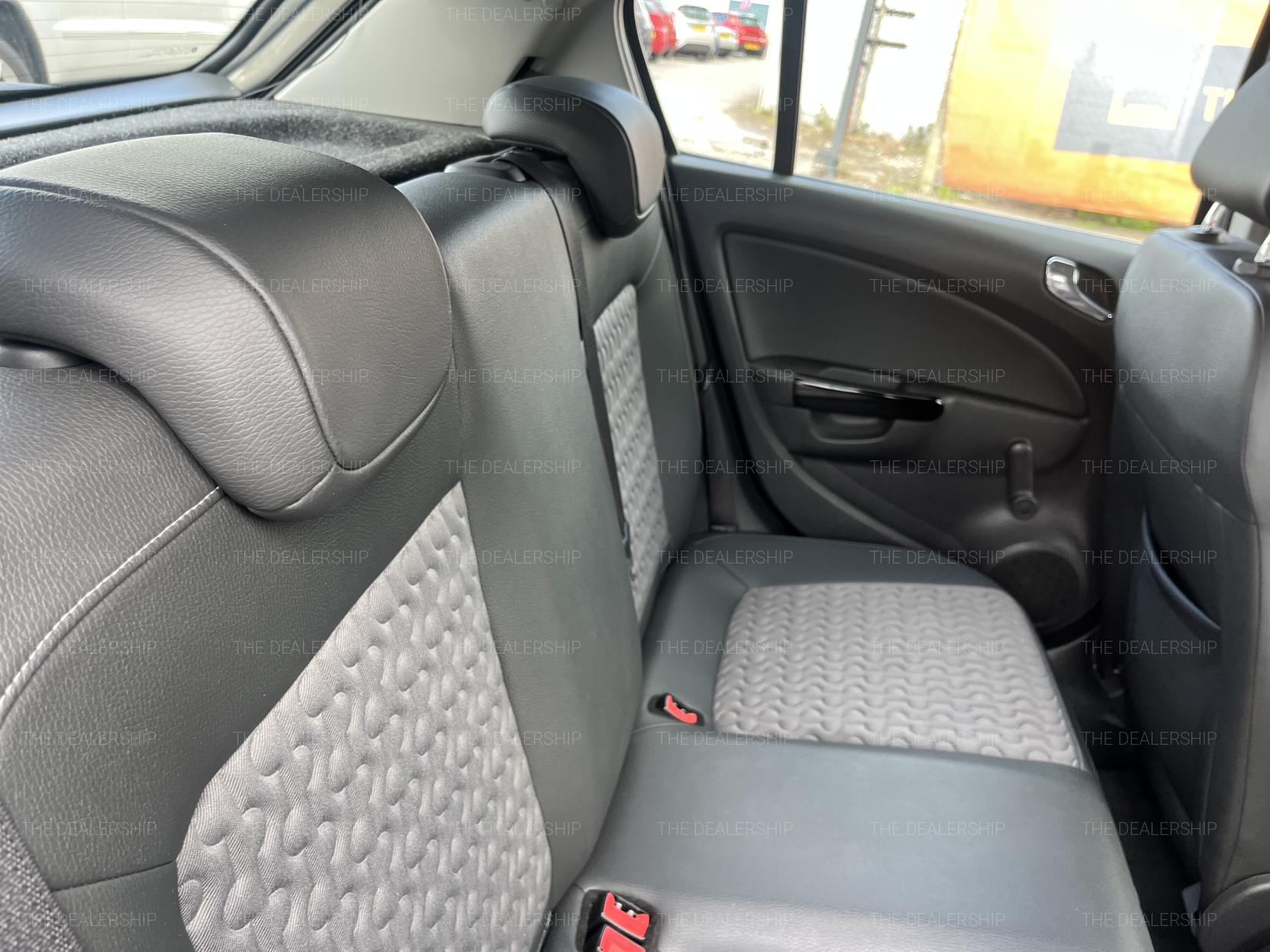 Vauxhall Corsa 1.4 16V SE Hatchback 5dr Petrol Auto Euro 5 (100 ps)