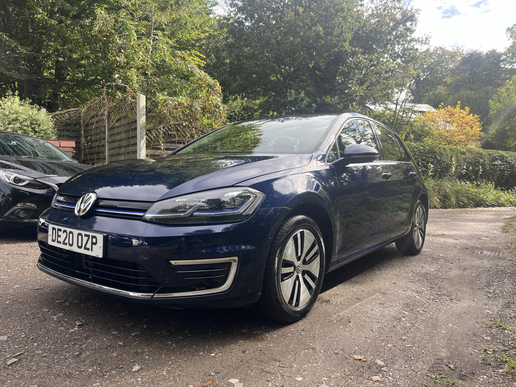 Volkswagen e-Golf 35.8kWh e-Golf Hatchback 5dr Electric Auto (136 ps)