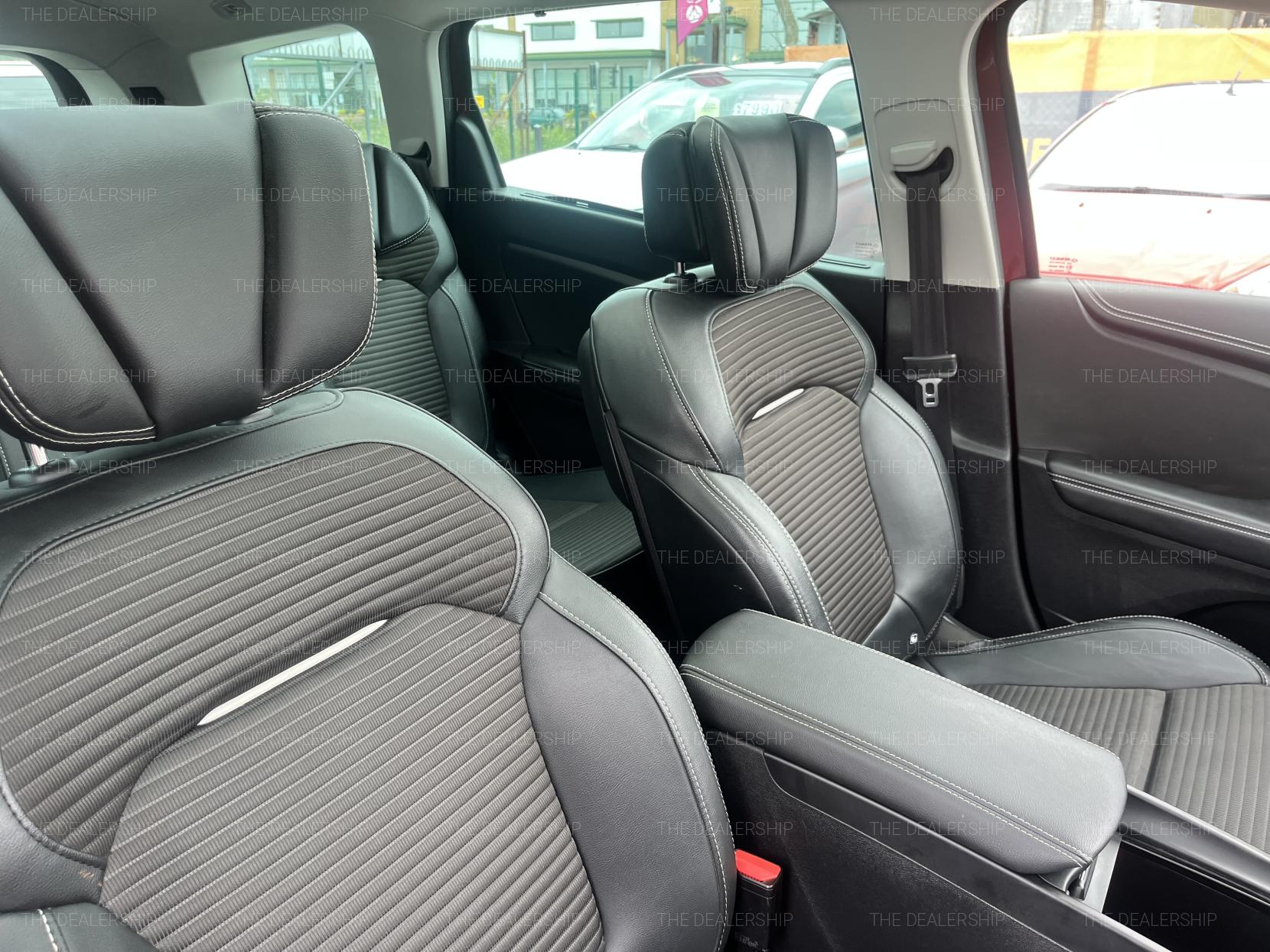 Renault Grand Scenic 1.2 TCe Dynamique S Nav MPV 5dr Petrol Manual Euro 6 (s/s) (130 ps)