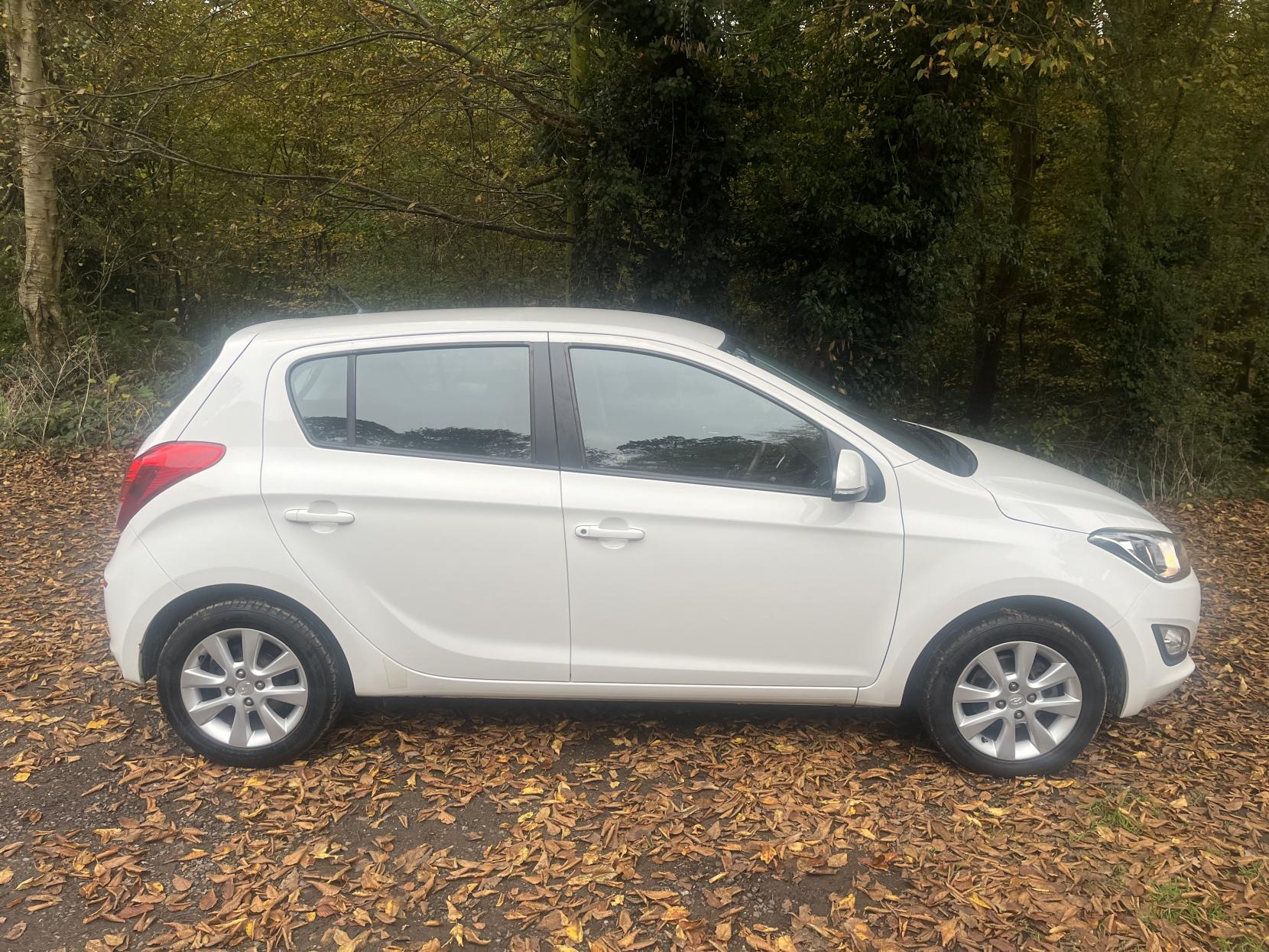 Hyundai i20 1.2 Active Hatchback 5dr Petrol Manual Euro 5 (85 bhp)