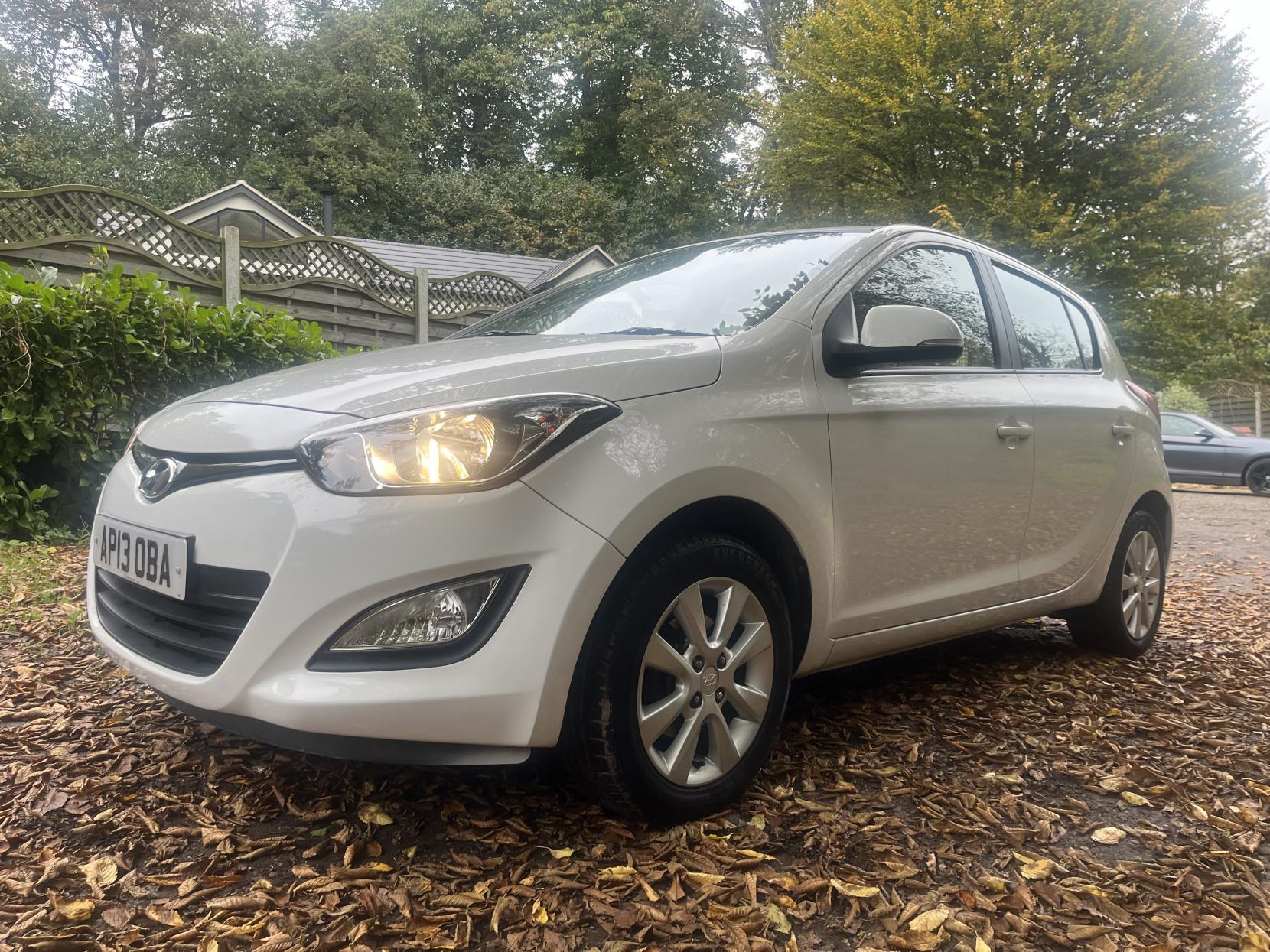 Hyundai i20 1.2 Active Hatchback 5dr Petrol Manual Euro 5 (85 bhp)