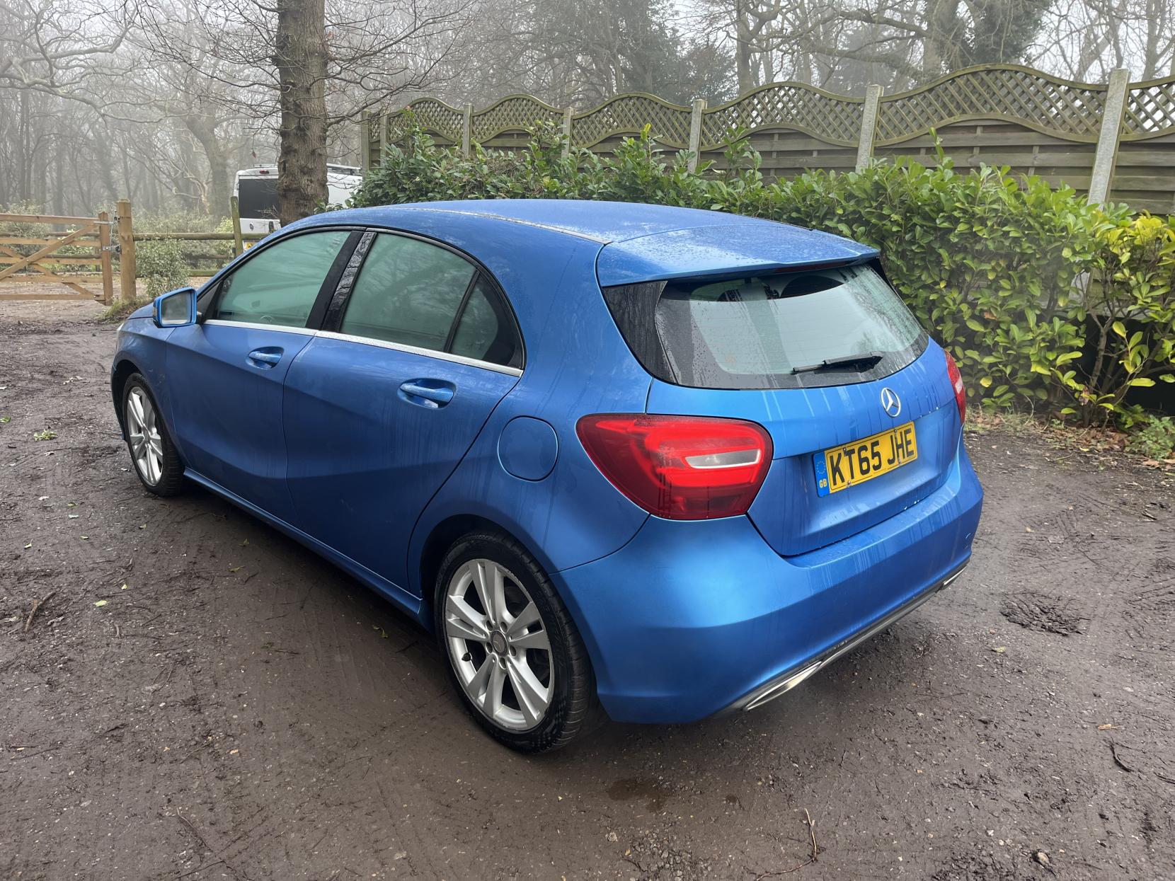 Mercedes-Benz A Class 1.6 A180 Sport Hatchback 5dr Petrol 7G-DCT Euro 6 (s/s) (122 ps)