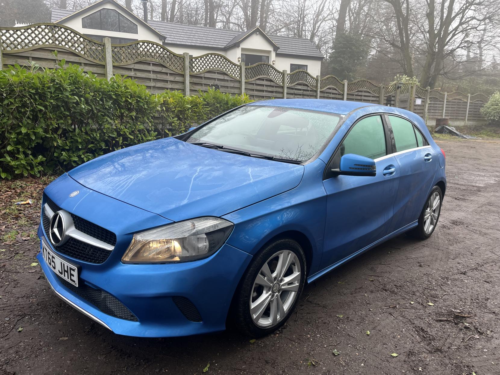 Mercedes-Benz A Class 1.6 A180 Sport Hatchback 5dr Petrol 7G-DCT Euro 6 (s/s) (122 ps)