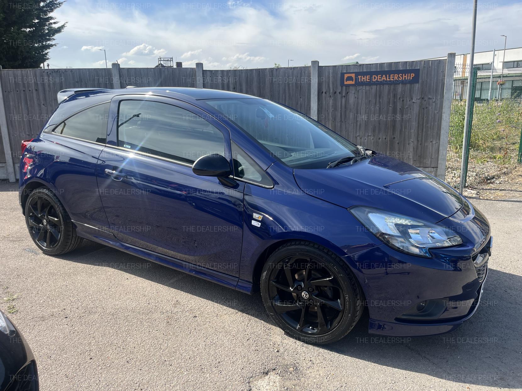 Vauxhall Corsa 1.4i ecoTEC Limited Edition Hatchback 3dr Petrol Manual Euro 6 (75 ps)