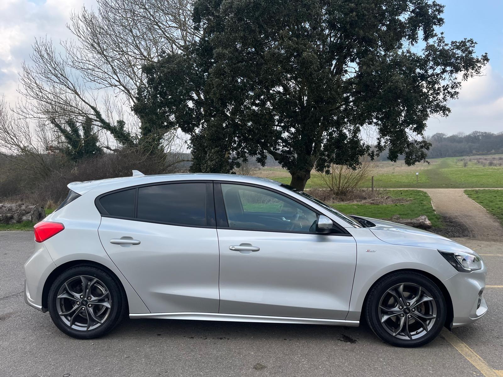 Ford Focus 1.5 EcoBlue ST-Line Hatchback 5dr Diesel Manual Euro 6 (s/s) (120 ps)