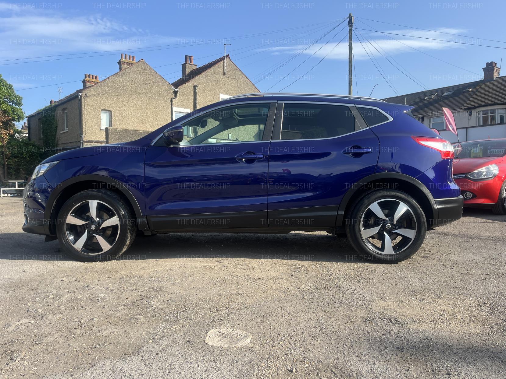 Nissan Qashqai 1.2 DIG-T N-Connecta SUV 5dr Petrol Manual 2WD Euro 6 (s/s) (115 ps)