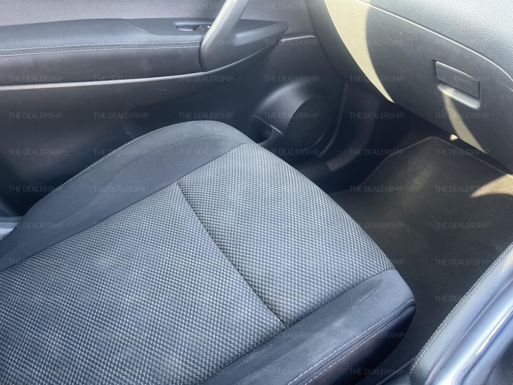 Nissan Qashqai 1.2 DIG-T N-Connecta SUV 5dr Petrol Manual 2WD Euro 6 (s/s) (115 ps)