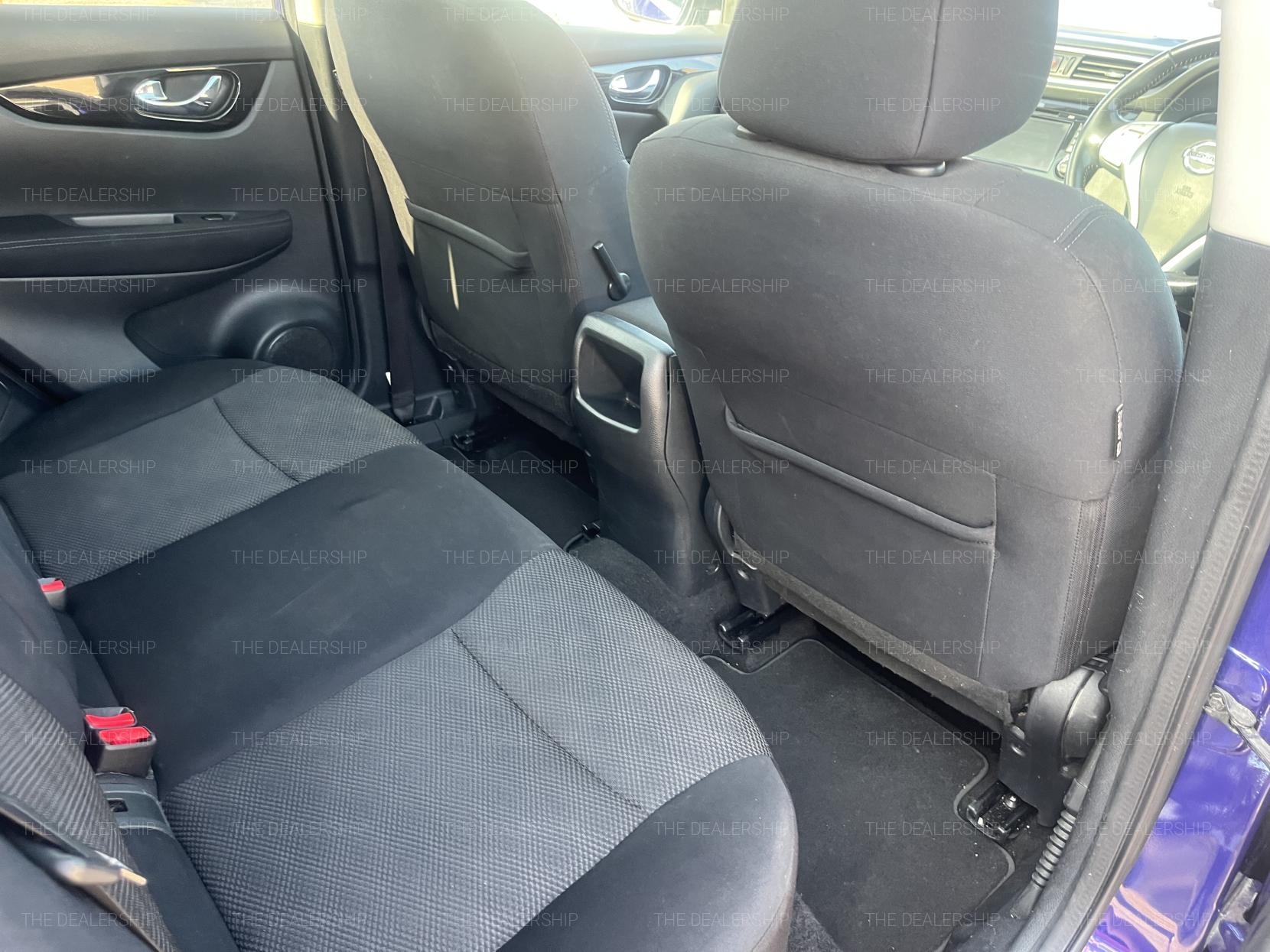 Nissan Qashqai 1.2 DIG-T N-Connecta SUV 5dr Petrol Manual 2WD Euro 6 (s/s) (115 ps)