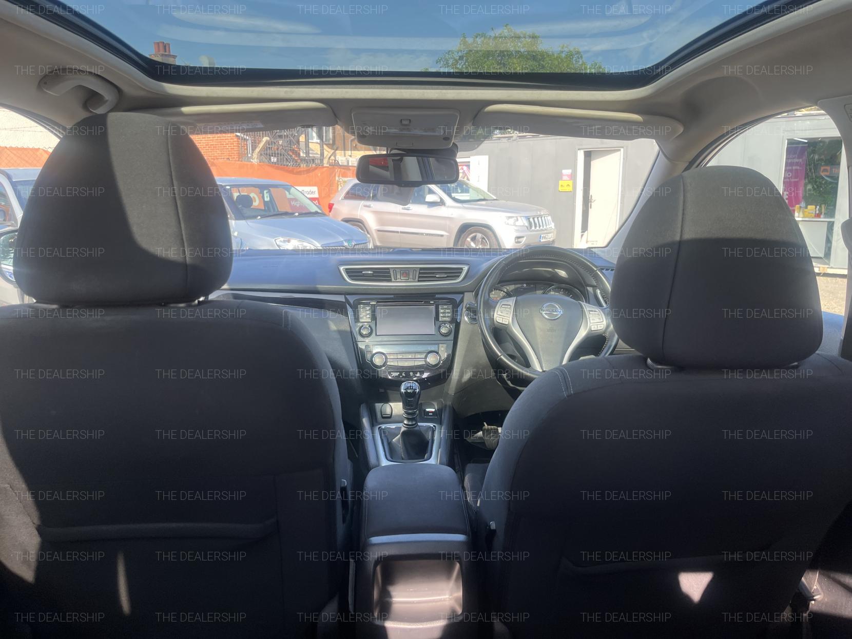Nissan Qashqai 1.2 DIG-T N-Connecta SUV 5dr Petrol Manual 2WD Euro 6 (s/s) (115 ps)