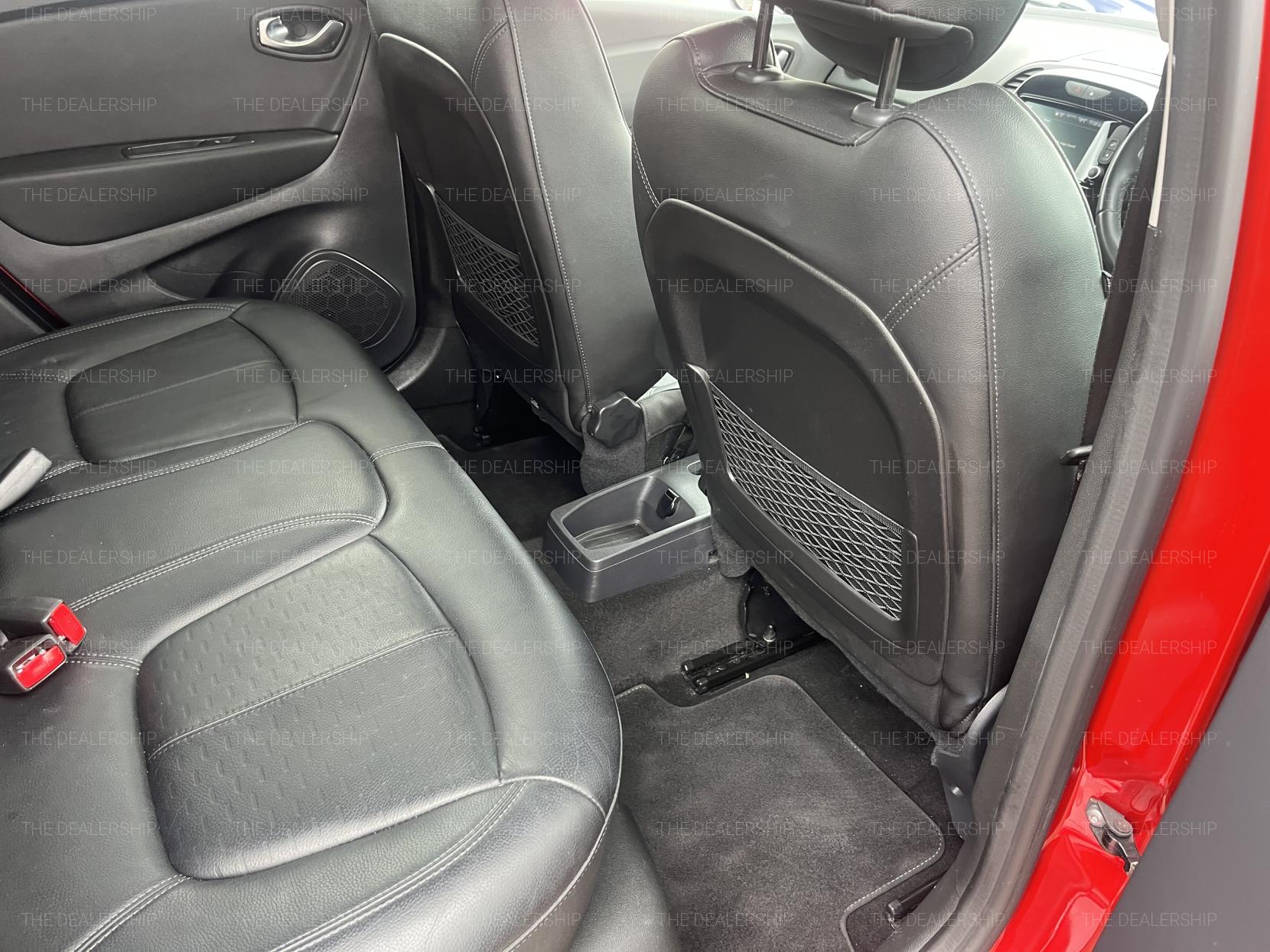 Renault Captur 0.9 TCe ENERGY Signature X Nav SUV 5dr Petrol Manual Euro 6 (s/s) (90 ps)