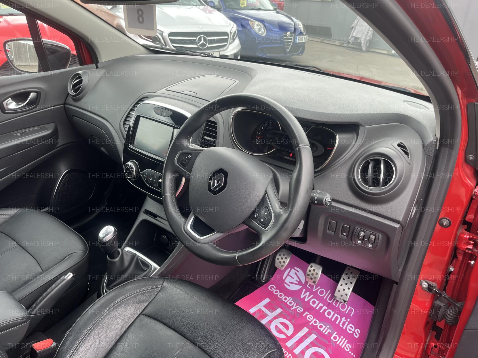 Renault Captur 0.9 TCe ENERGY Signature X Nav SUV 5dr Petrol Manual Euro 6 (s/s) (90 ps)