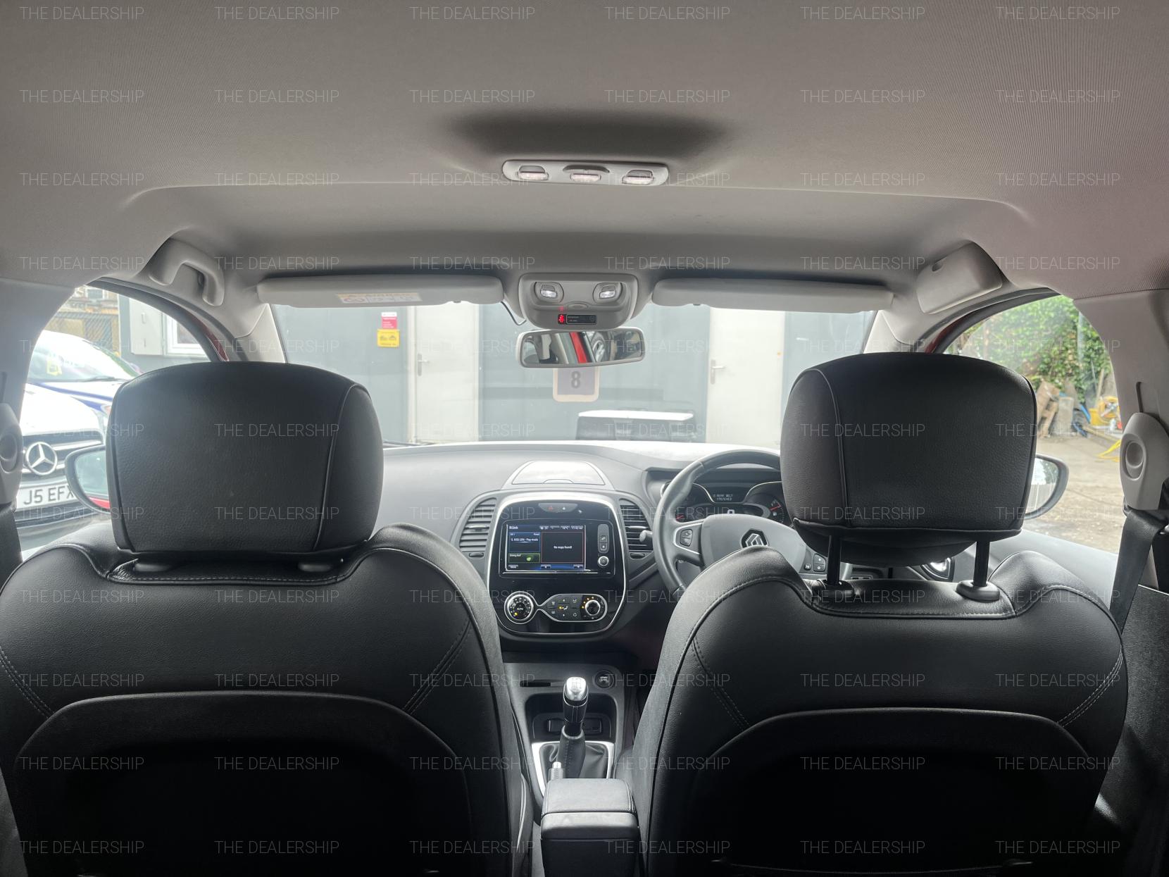 Renault Captur 0.9 TCe ENERGY Signature X Nav SUV 5dr Petrol Manual Euro 6 (s/s) (90 ps)
