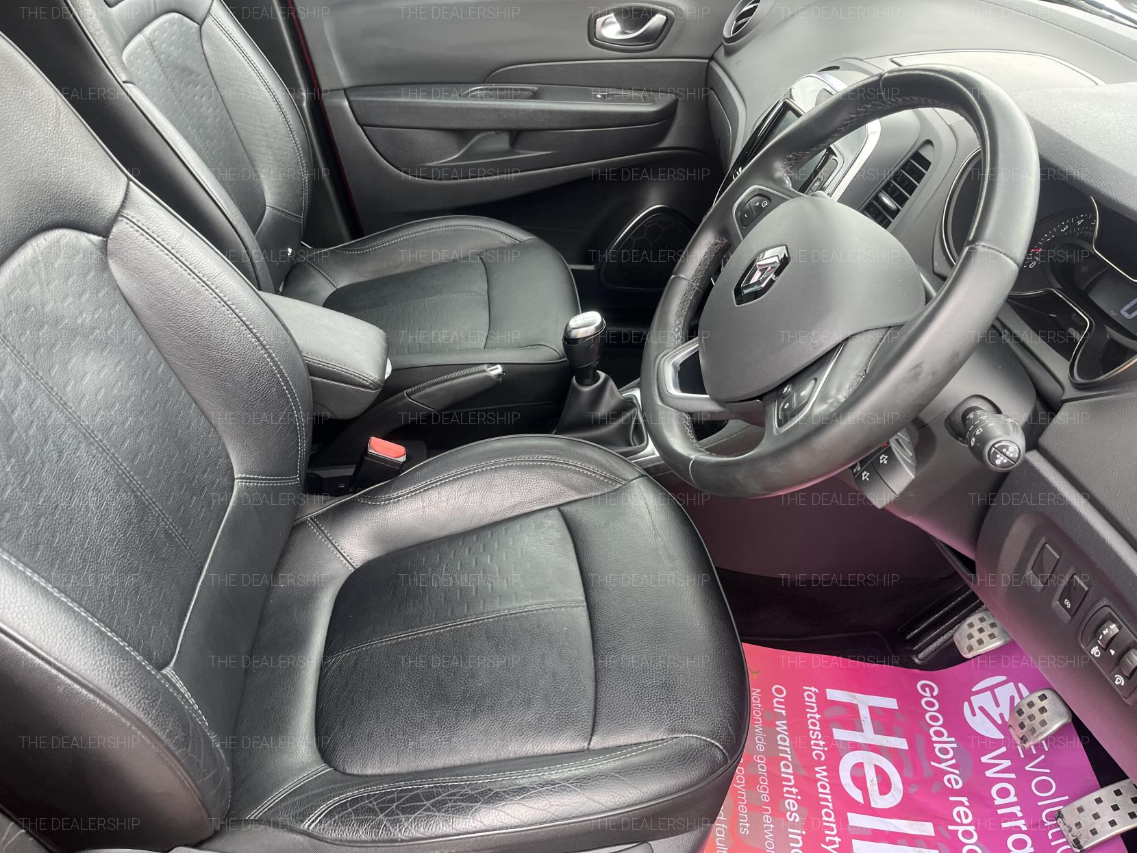 Renault Captur 0.9 TCe ENERGY Signature X Nav SUV 5dr Petrol Manual Euro 6 (s/s) (90 ps)