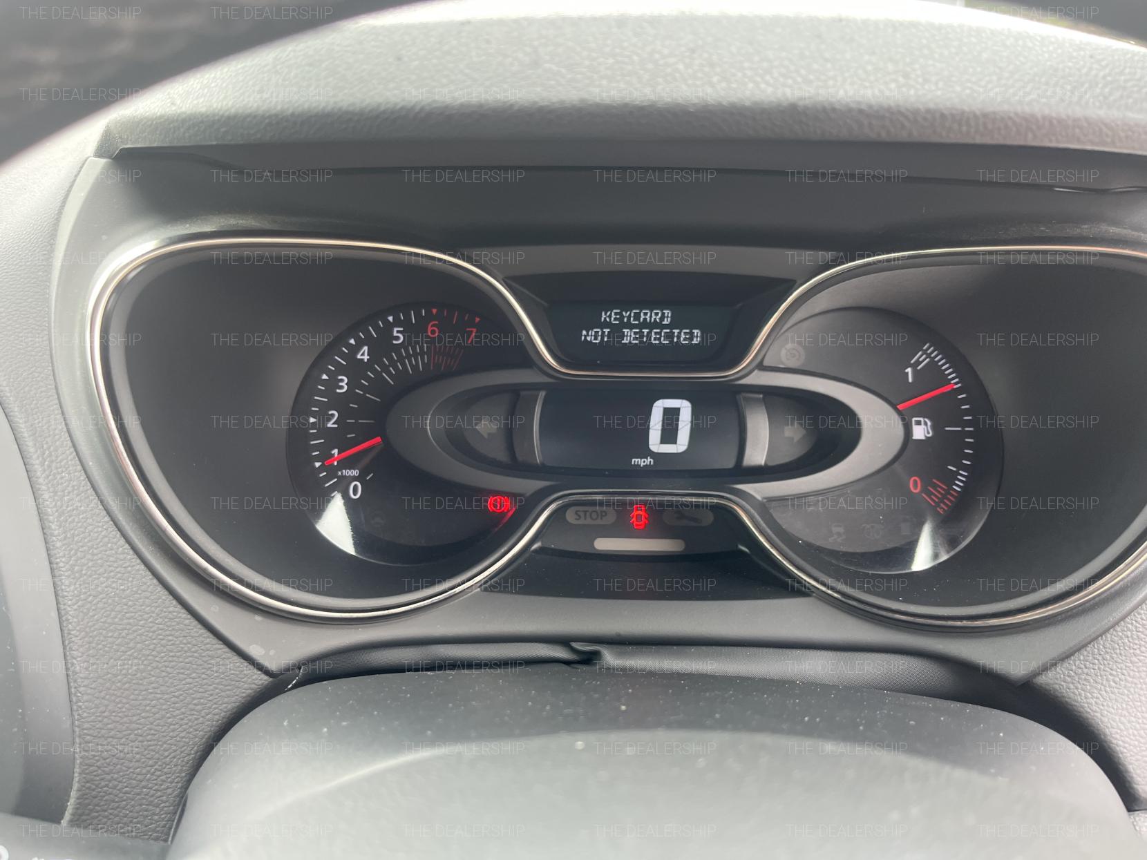 Renault Captur 0.9 TCe ENERGY Signature X Nav SUV 5dr Petrol Manual Euro 6 (s/s) (90 ps)